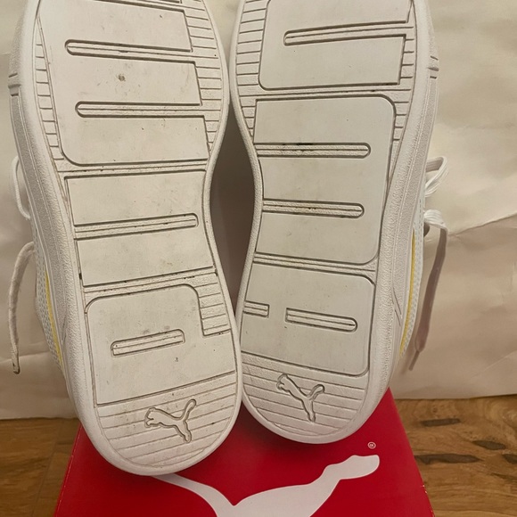 Puma Skye Rainbow Edge Girls White Sneakers Size 5C - Picture 6 of 6